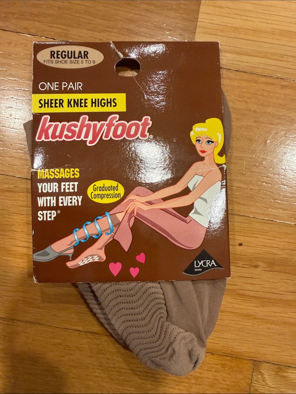NWT Kushyfoot sheer knee highs one pair suntan color size 5-9 shoe